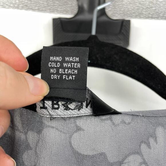 Citron Blouse Womens Size Medium Green Silk Floral V-Neck Button Santa Monica - Picture 5 of 9